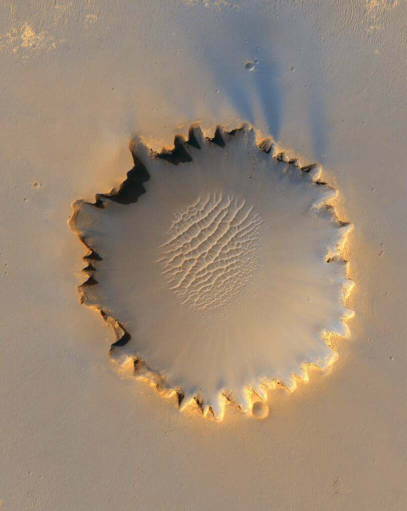 crater on planet mars